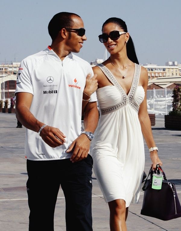 Hamilton lewis hairstyle bahrain tattoos Tra Lewis Hamilton e Nicole Schwerzinger è finita - What's HOT