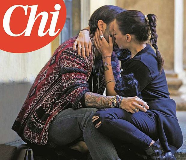 Fabrizio Corona e Silvia Provvedi alla luce dei flash