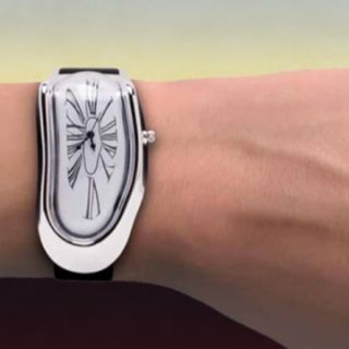 Orologi molto, ma molto bizzarri