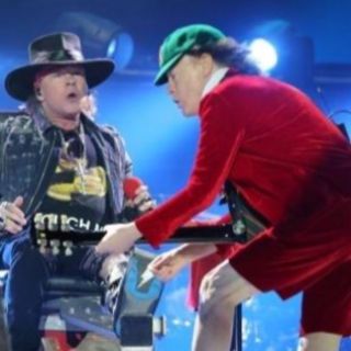 AC/DC, grande debutto di Axl Rose alla voce